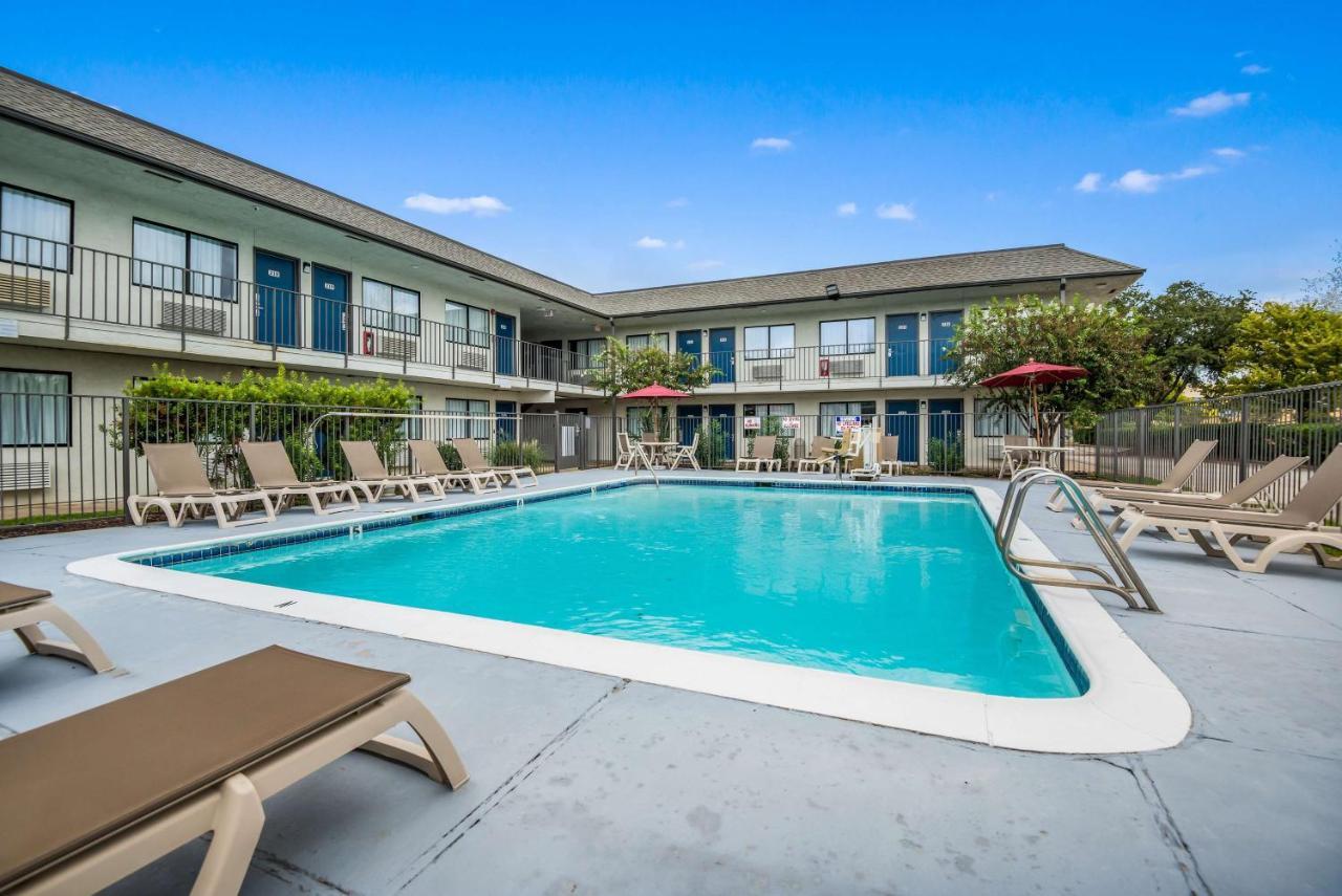 Motel 6-College Station, Tx - Bryan Zewnętrze zdjęcie